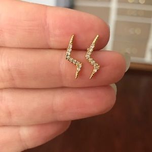 🌺Stella & Dot lightning bolt earrings